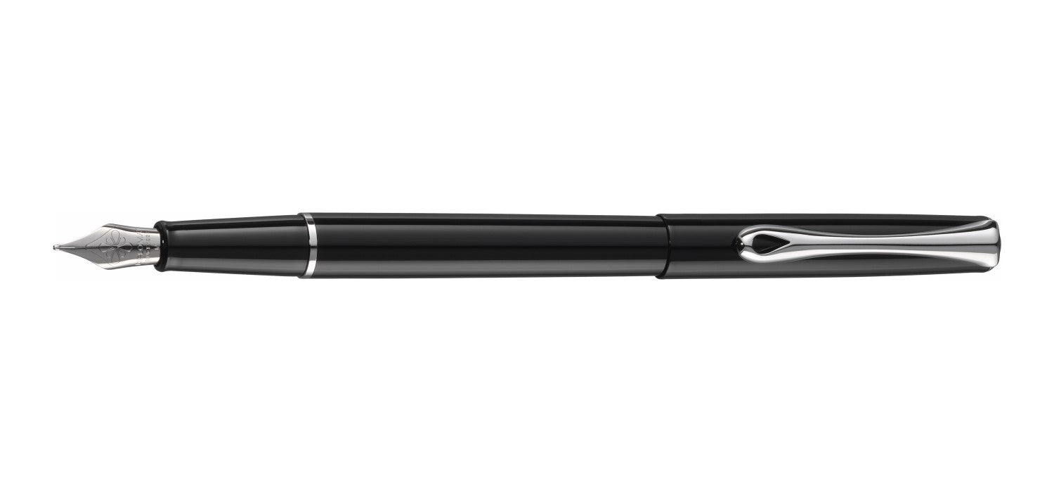 Diplomat Traveller Fountain Pen - Black Lacquer / Chrome Trim