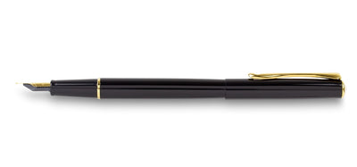 Diplomat Traveller Fountain Pen - Black Lacquer / Gold Trim