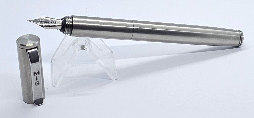 MIG Fountain Pen - Titanium