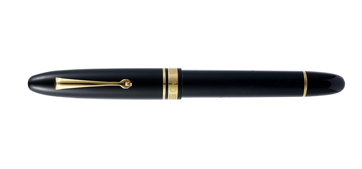 Omas Ogiva Fountain Pen - Nera / Gold Trim