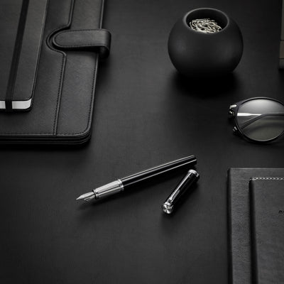 Parker Ingenuity Fountain Pen - Black Lacquer / Palladium Trim