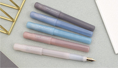 Pilot Kakuno Madoromi Fountain Pen - White