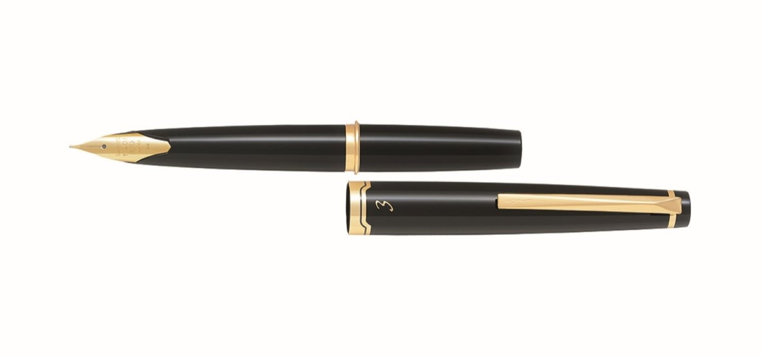 Pilot E95s Fountain Pen - Black / Gold Trim