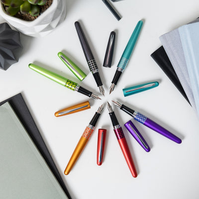 Pilot Metropolitan MR3 Fountain Pen & Iroshizuku Ink Gift Set - Grey Houndstooth