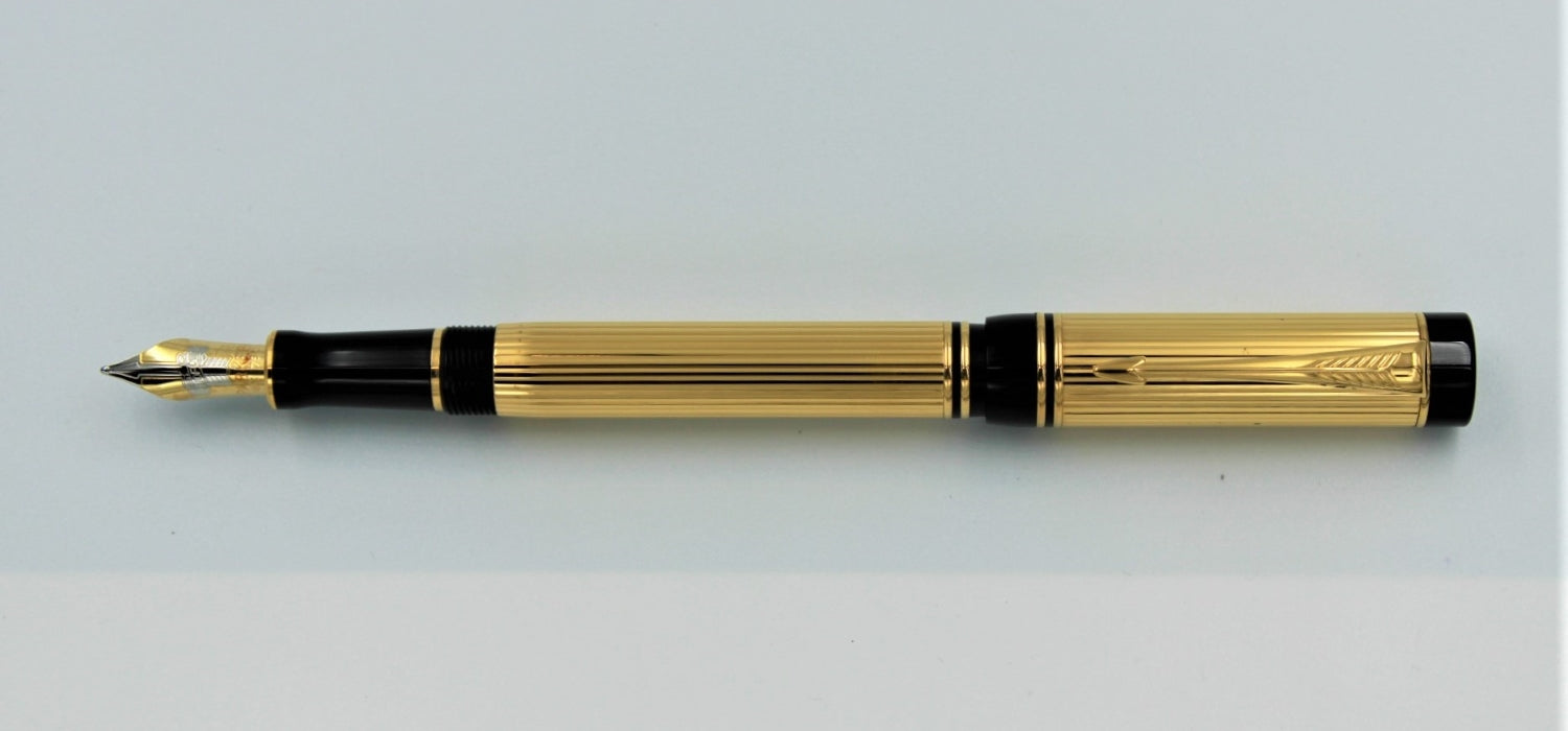 Parker Duofold International Fountain Pen - Godron Gold