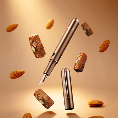 Nahvalur Nautlius Ti Fountain Pen - Toffee