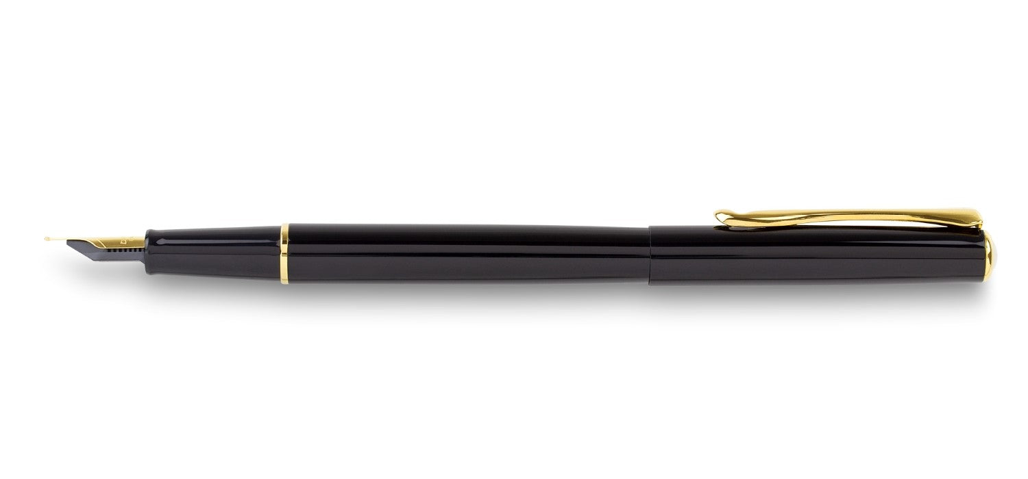 Diplomat Traveller Fountain Pen - Black Lacquer / Gold Trim