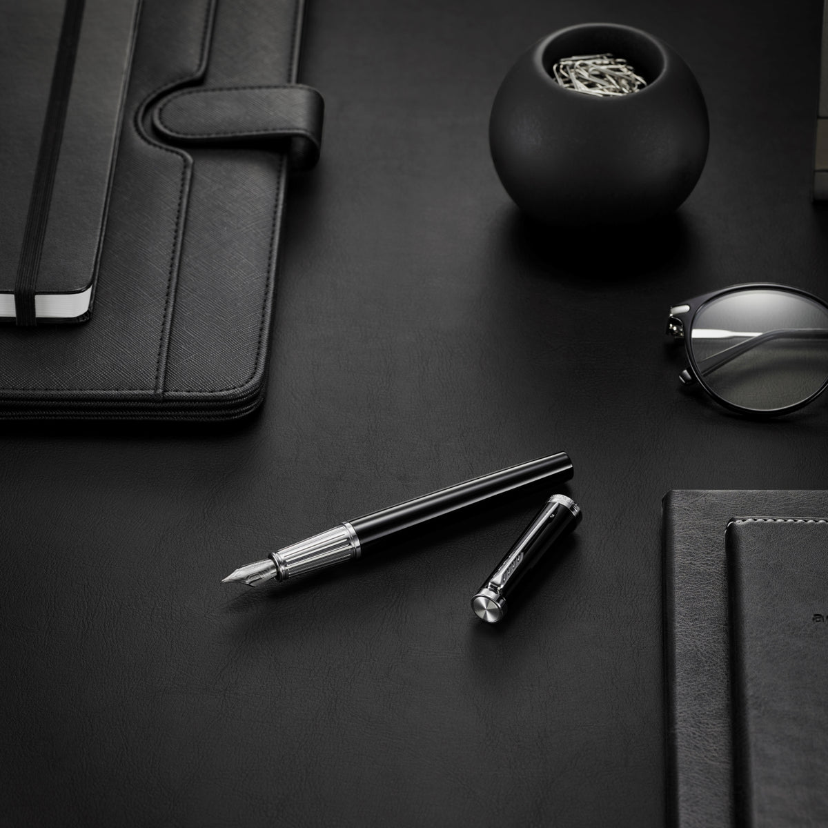 Parker Ingenuity Fountain Pen - Black Lacquer / Palladium Trim
