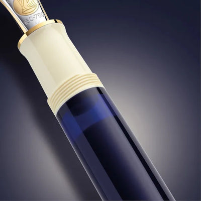 Pelikan Souveran M 800 Fountain Pen - Cream Blue - Special Edition