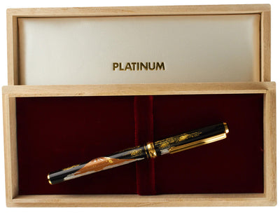 Platinum Kanazawa-Haku Maki-e Fountain Pen - Mt Fuji