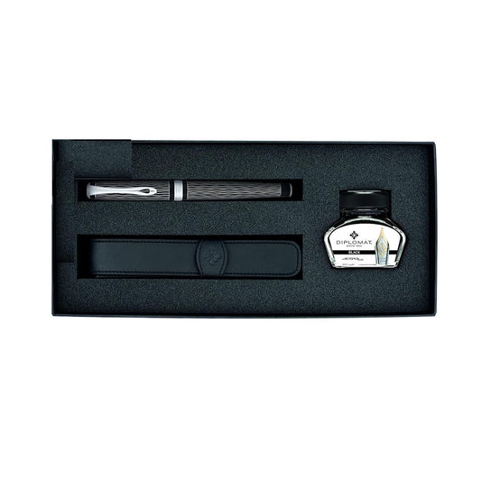 Diplomat Excellence A Plus Fountain Pen, Ink Bottle & Pouch Gift Set - Guilloche Lapis Wave