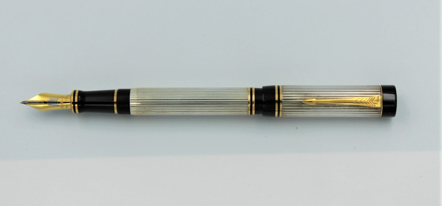 Parker Duofold Centennial Fountain Pen - Godron Silver